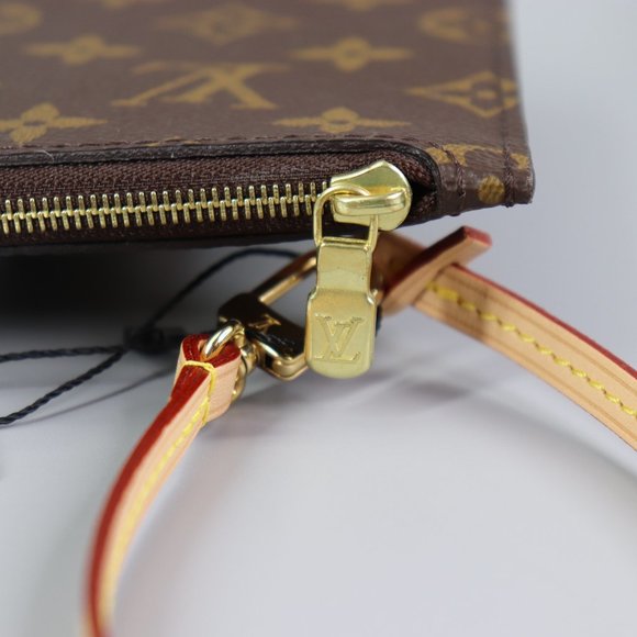 Louis Vuitton Neverfull Removable zipped pouch / wristlet - Picture 9 of 12